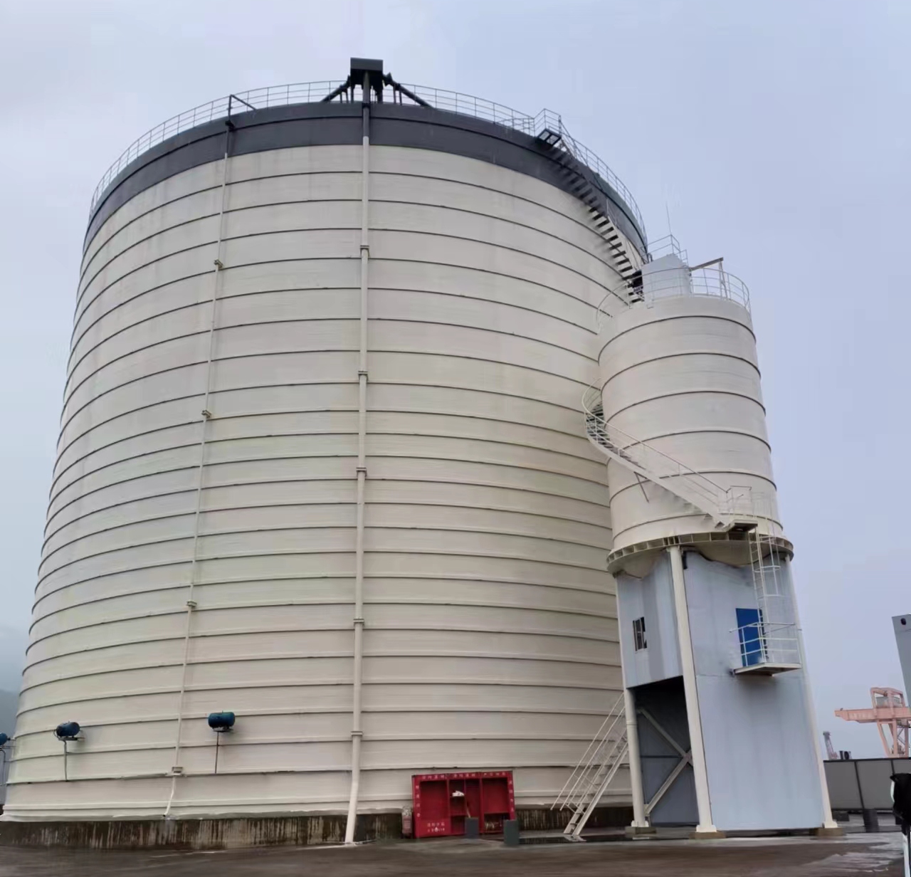 离石10万吨水泥钢板库